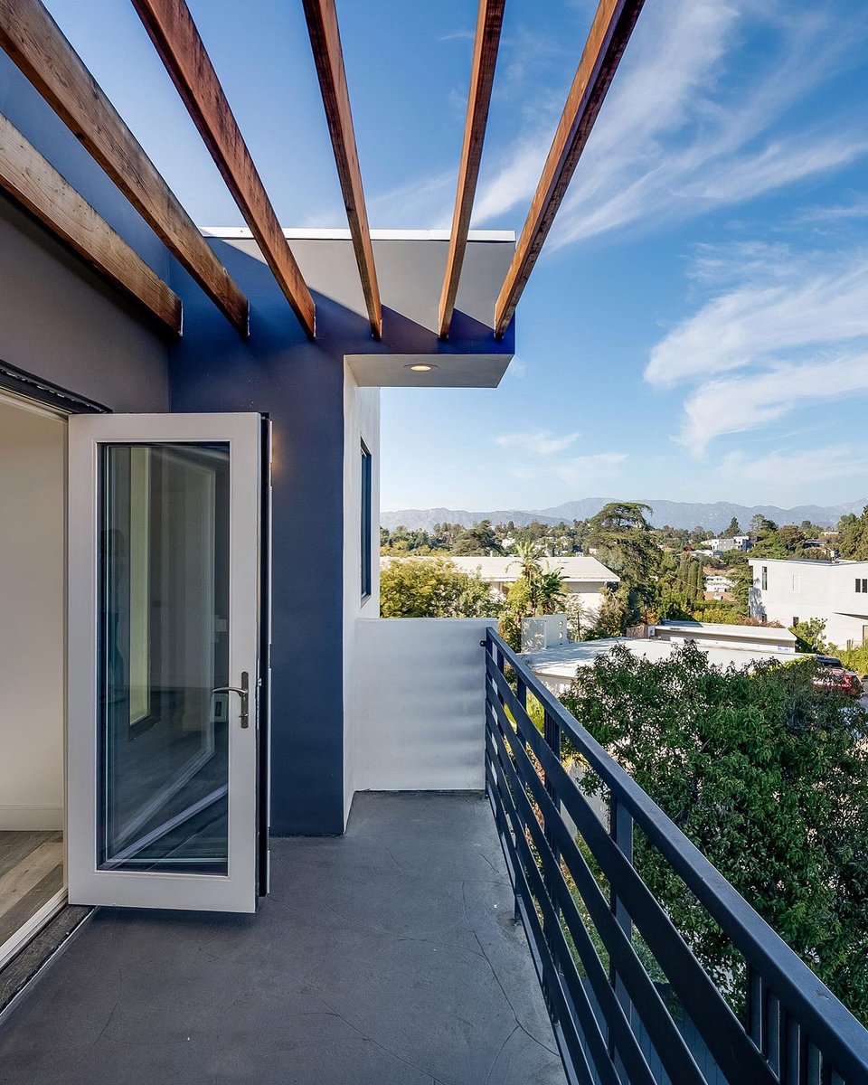 jorlara's tweet image. 💥 Just Sold!💥
1663 Sargent Ct.
Los Angeles, CA 90026

Just Sold!
$1,580,000

Views overlooking Elysian Park!

3 Bedrooms | 3 Bathrooms
2,400 sq. ft. living 

Represented Seller!