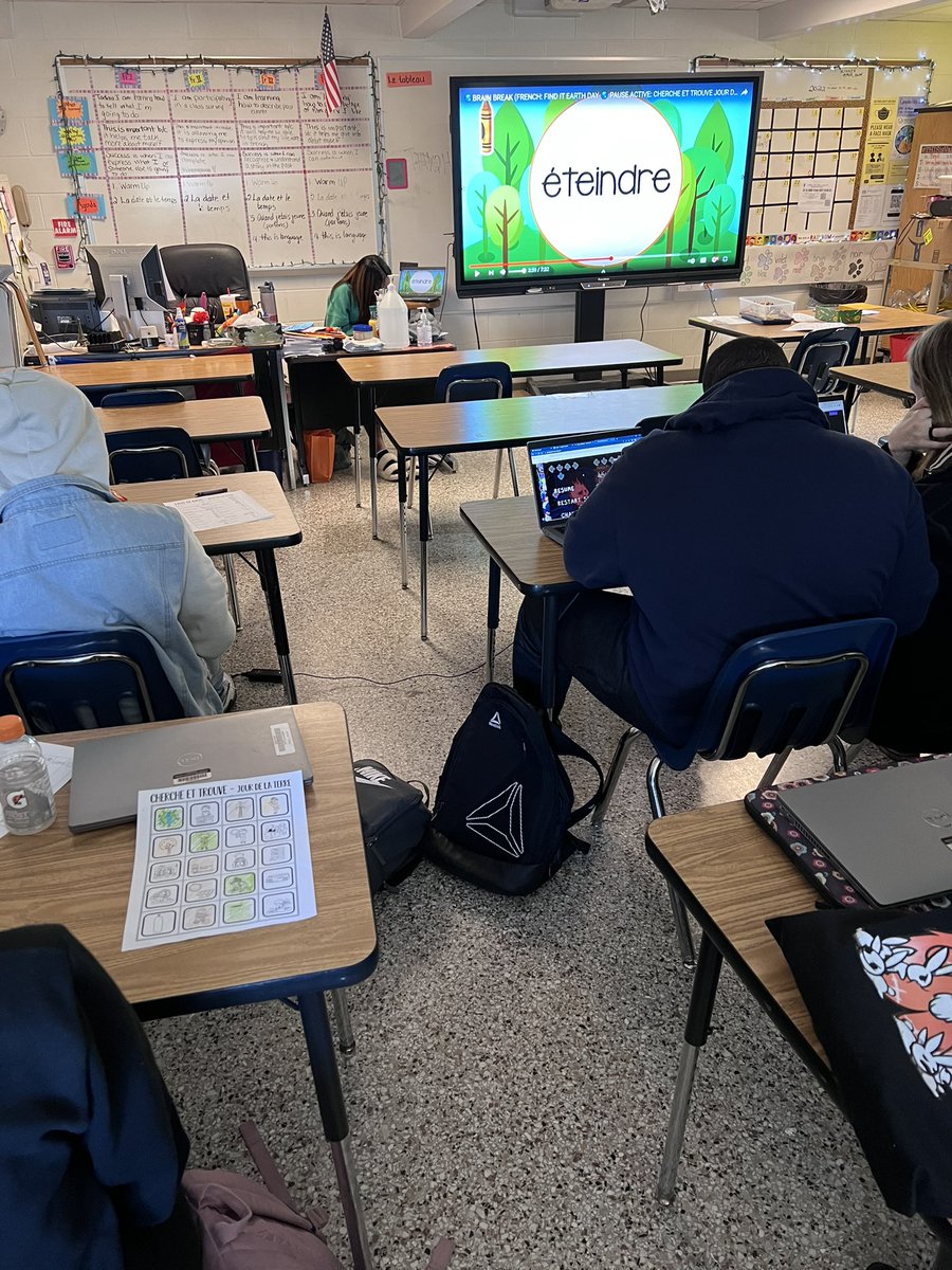 worldlang_vhs's tweet photo. Stus enjoyed playing Earth Day Cherche et Trouve from @MadameMindset today. @ap_vhs @SL_Stockman @VHS_BlueDevils #worldlanguage #brainbreak #EarthDay2022 https://t.co/oc9v5bt1oR