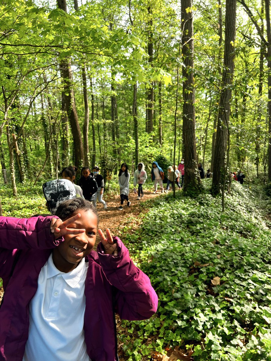 ICSgeorgia's tweet photo. Happy Earth Day! ๐
Itโs inspiring to see how equipped the next generation of global leaders is to care for our planet. From trash pickup, to outdoor specials, to poster presentations, to special outfits for #AnimalWeek, ICS scholars show their love for Earth.
#ProtectOurPlanet https://t.co/ysIEGZQ5kp