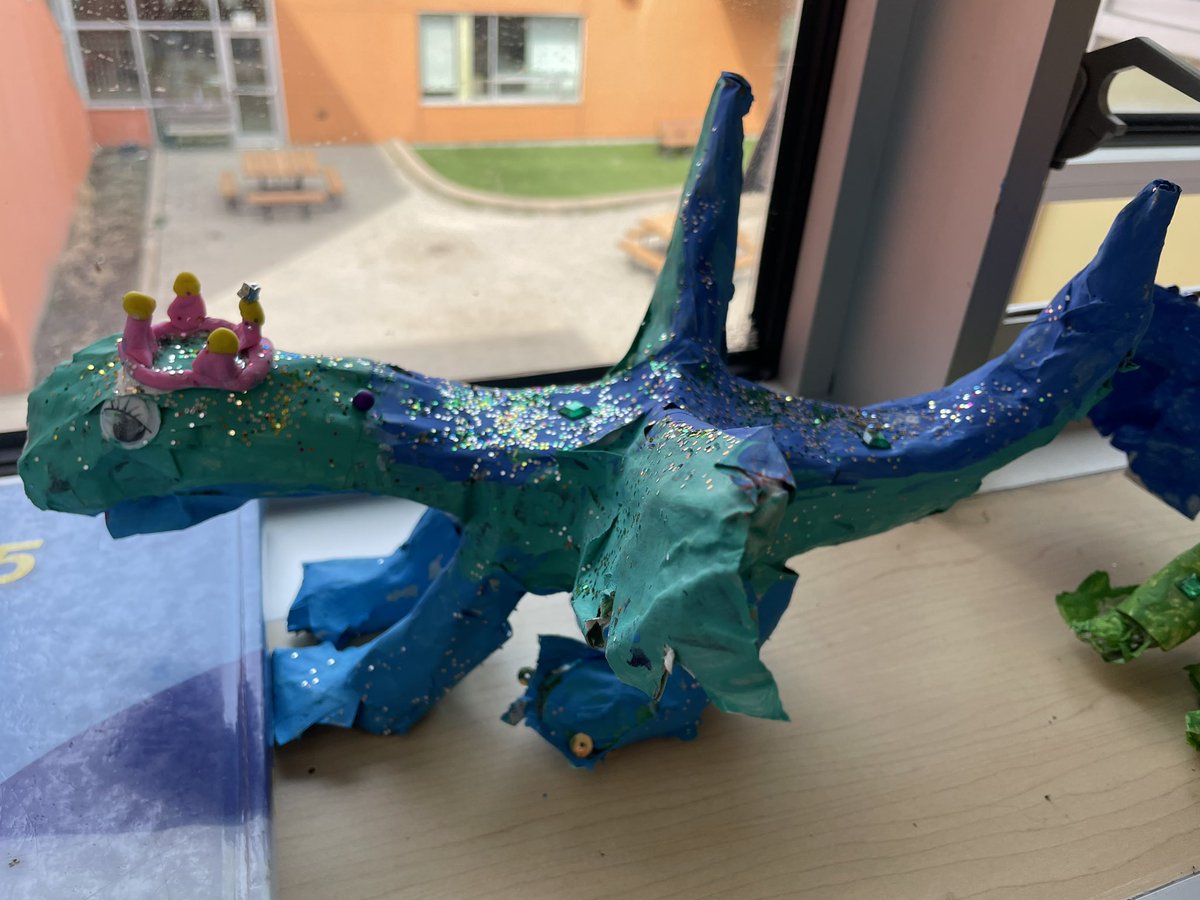Help! Class 6C <a href="/Bellmoore_HWDSB/">Bellmoore School</a> has been taken over by dragons!!!