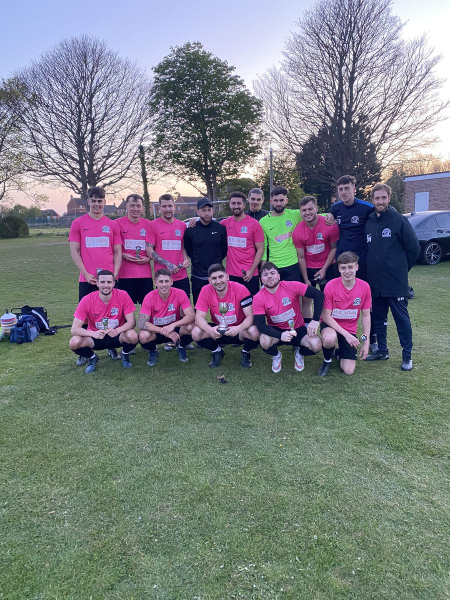 FCEagleUtd's tweet photo. RESULT

First XI 3-1 @ParkUnited1948 

@lougoslinggg ⚽️
@b_norman10 ⚽️
Liam Dawson ⚽️

@TomLomas7 Barbering MOTM courtesy of Spar Shop Priory Rd 🏆 @lougoslinggg 

🦅⚽️#EUFC https://t.co/UWED3NvVue