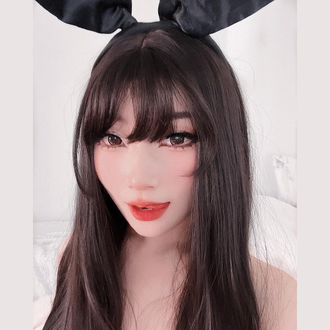 1 pic. This hairstyle reminded me of Mai from bunny girl senpai ❤️ https://t.co/9eN8cLq12t