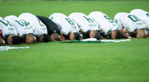 imene1669's tweet photo. #AlgerieWantQatar https://t.co/BA0fjTWg0v
