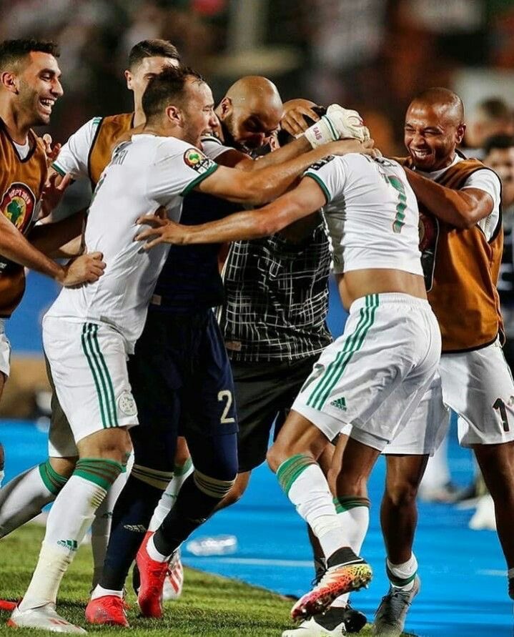 imene1669's tweet photo. #AlgerieWantQatar https://t.co/BA0fjTWg0v