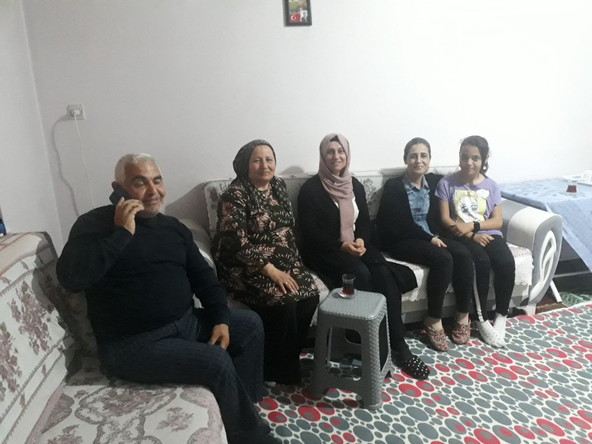 akkadinserik07's tweet photo. #Ramazan ayının bereketini ve güzelliğini; her gün üç kademe iftar sofralarına misafir olarak çoğaltıyoruz.
bugün 'de
#Akcaalan,
#Merkez,
#Kökez ,
#Orta ve
#Yeni
mahallelerimizde ailelerimizin
misafirleri olduk
#GönülSofrası
@ethemtas
@Aysekeyikyilmaz
@akkadinantalya https://t.co/jjs1Ci7fJ8