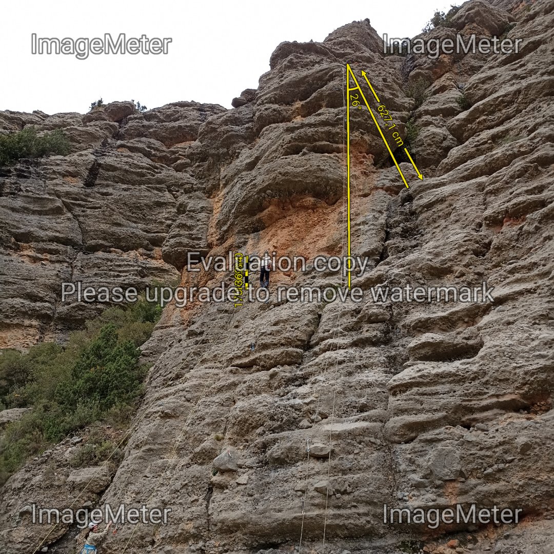 ins_tremp's tweet photo. i analitzar dades amb el màxim rigor possible mentre gaudíem d'un entorn privilegiat i amb l'atenció del titulats d'escalada Gorka i Santi.
#INSTremp #Batxillerat #Físicaenacció #Collegats https://t.co/3TCvkslndr
