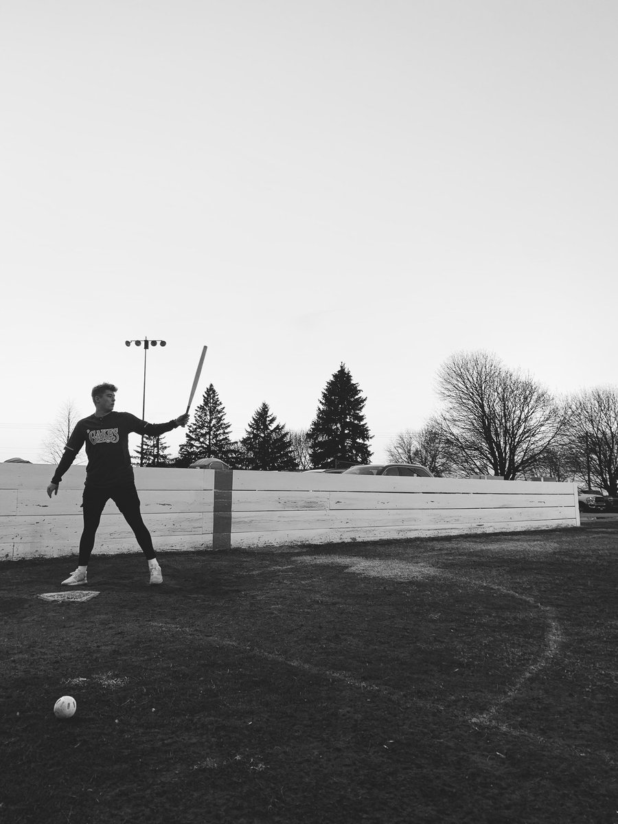BabycakesHrl's tweet photo. Hondi’s @HRLTwinCities debut. @jack27hansen https://t.co/SXmRnhy7HU