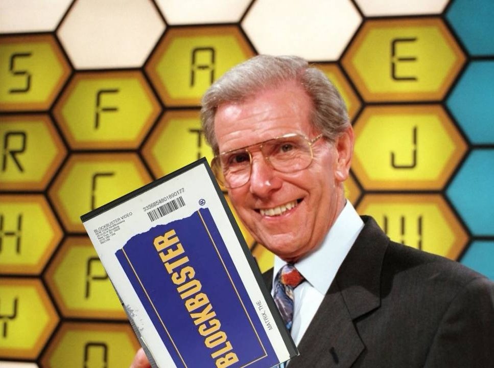 Robin_J_March's tweet image. Nadine Dorries probably thinks we're still renting VHS tapes from Blockbuster and Bob Holness works there. "Can I have a B-movie please, Bob?" #downstreaming