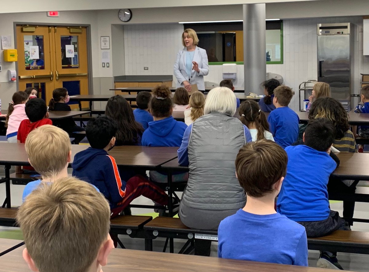 MarthaRyanToye's tweet photo. What do supt do? Loved talking to Grade 1. Community helpers. Great questions, creative ideas-swimming pools and better lunches a must. Thanks @theWorksinFirst @AmesPrincipal13 @D96Riverside.  A student asked me if being a superintendent is  fun! Yes! #empoweringlearnersforlife https://t.co/FJNVna7Qb6