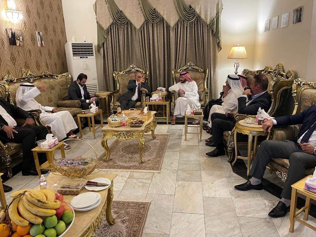 #عاااااااااجل
بفضل خامـ••ـنئي ونوري سبايكر 
رسمياً افتتاح مكتب علي حاتم السلمان في بغداد شوكت نصحى!