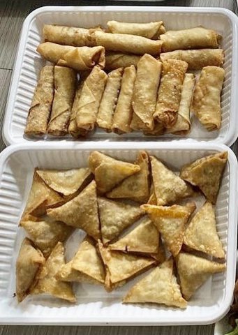 Munchplus_NG's tweet photo. Chicken midi pizza 4000
Chicken shawarma 1400
Chicken cheese burger 1400
Samosa pack of 10 -1000
Spring roll pack of 10 -1000
Location : kaduna 
07013333004
PLEASE RETWEET https://t.co/W7be4on8UU