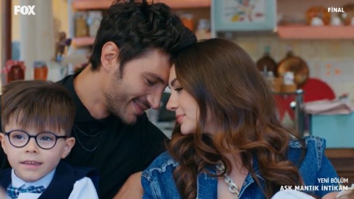 ciiemme's tweet photo. “i will marry her”

 the best finale ever 🤍 #aşkmantıkintikamveda https://t.co/zgkzNQIZhR