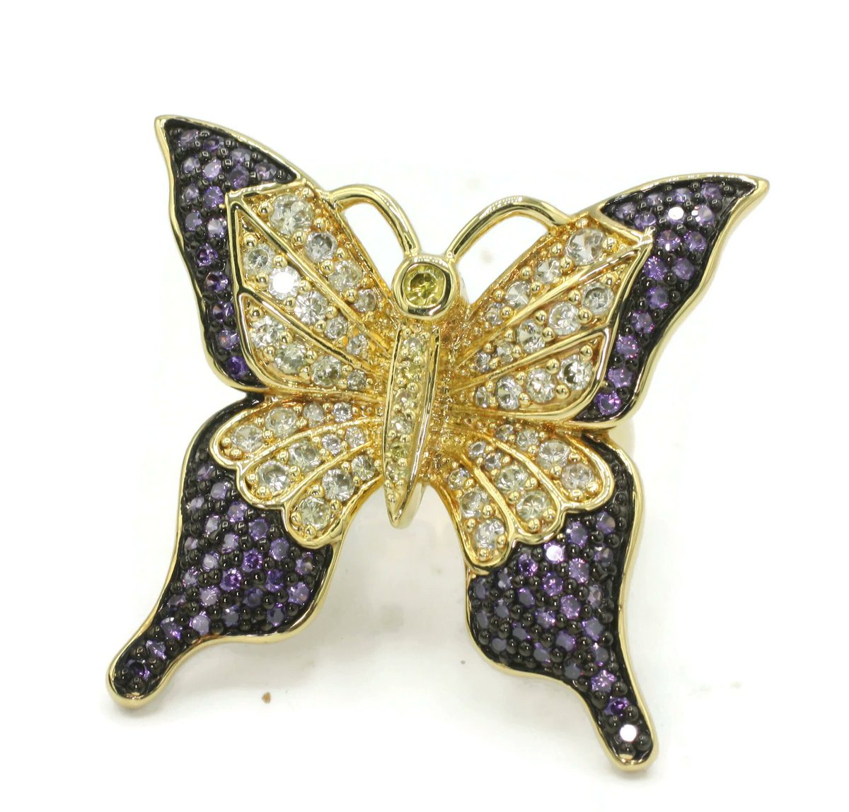 Crystal butterfly ring #gotvintage #butterflyring #statementring etsy.com/listing/114329…