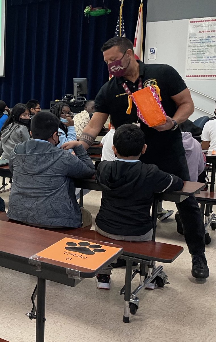 CFriessPBC's tweet photo. Thank you @jfk_vikings for coming to @NorthmoreElem to talk and help our students register for their electives as they prepare for middle school! @CPedraza_AP @DRGRAYDON2 @Area4SuptPBCSD @pbcsd #YourTimeToShinePBC #Future6thGraders https://t.co/MFTVZJ8bQo