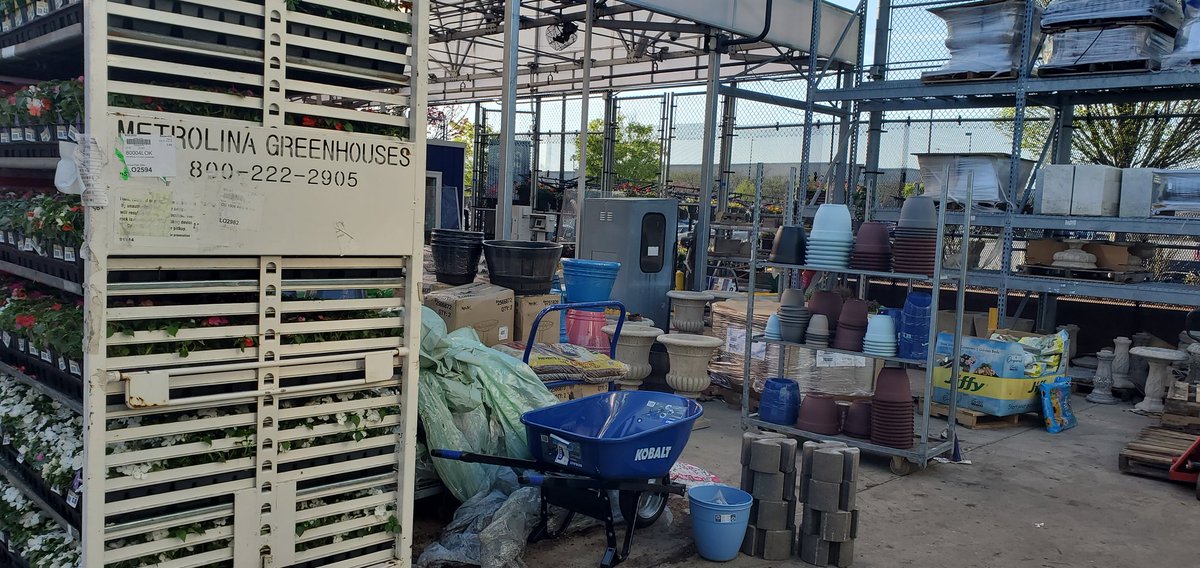 Find it fix it. This is OUR house! Work hard play hard!! We'll deserved service stars. Servicing while going above and beyond for our customer's. <a href="/GallianoScott/">ScottGalliano</a> <a href="/Alison21102957/">A.Globus</a> <a href="/BlueBoxR1/">@BlueBoxR1</a> <a href="/JMB_Burnett/">Jeffrey “JB“ Burnett</a>