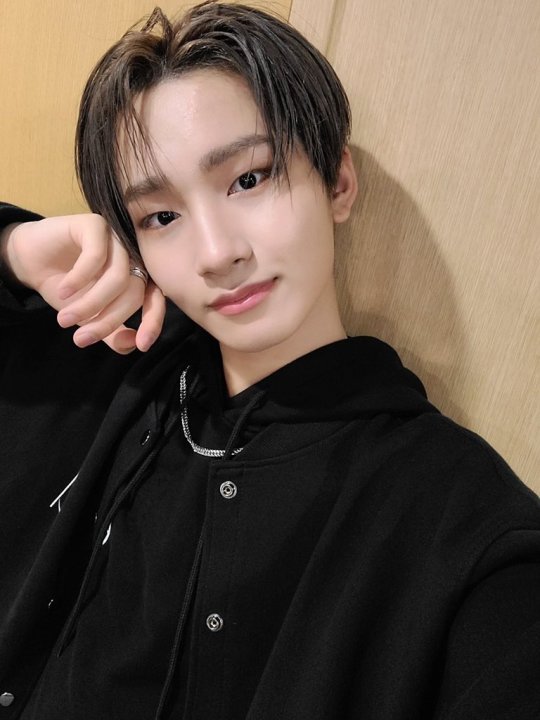 ATiny_WayZenNi_'s tweet photo. Happy Jeff Day April 21, 2005 #Jeff #LeeJaeho #epex #zenith #AMin #Ayden #Baekseung #Keum #Mu #Wish #Yewang #kpop #idol #bias #maknae #rapper #happyJeffday https://t.co/QKIbXVyI1O