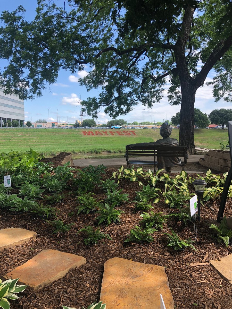 MayfestFW's tweet photo. With the help of Tarrant Regional Water District, Weston Gardens In Bloom Inc. is here to illustrate plants and gardening tips that are more water conserving through their #MayfestFW2022 demonstration garden🌸 https://t.co/VIGqGRE2Da