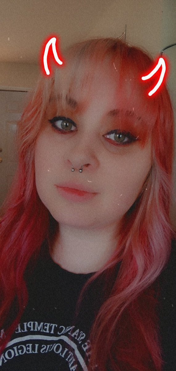Neco_Envy's tweet photo. Finally caved and got bangs 😈 https://t.co/BcyDeCTA9l