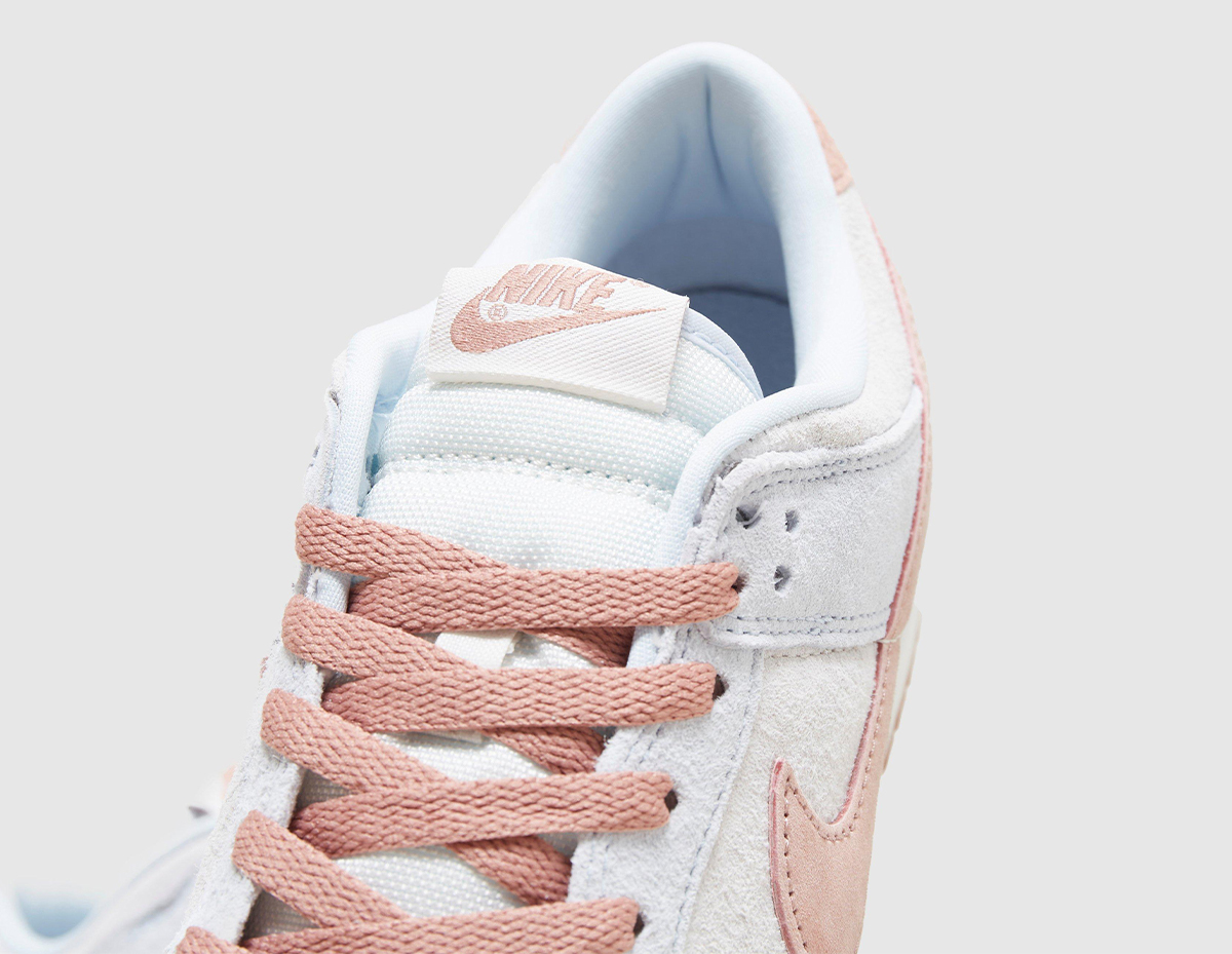 houseofheat's tweet photo. The Nike Dunk Low “Fossil Rose” arrives May 4th 🐚🌹

DETAILS: https://t.co/CTWEFcWiKs https://t.co/hqC62DU0pV