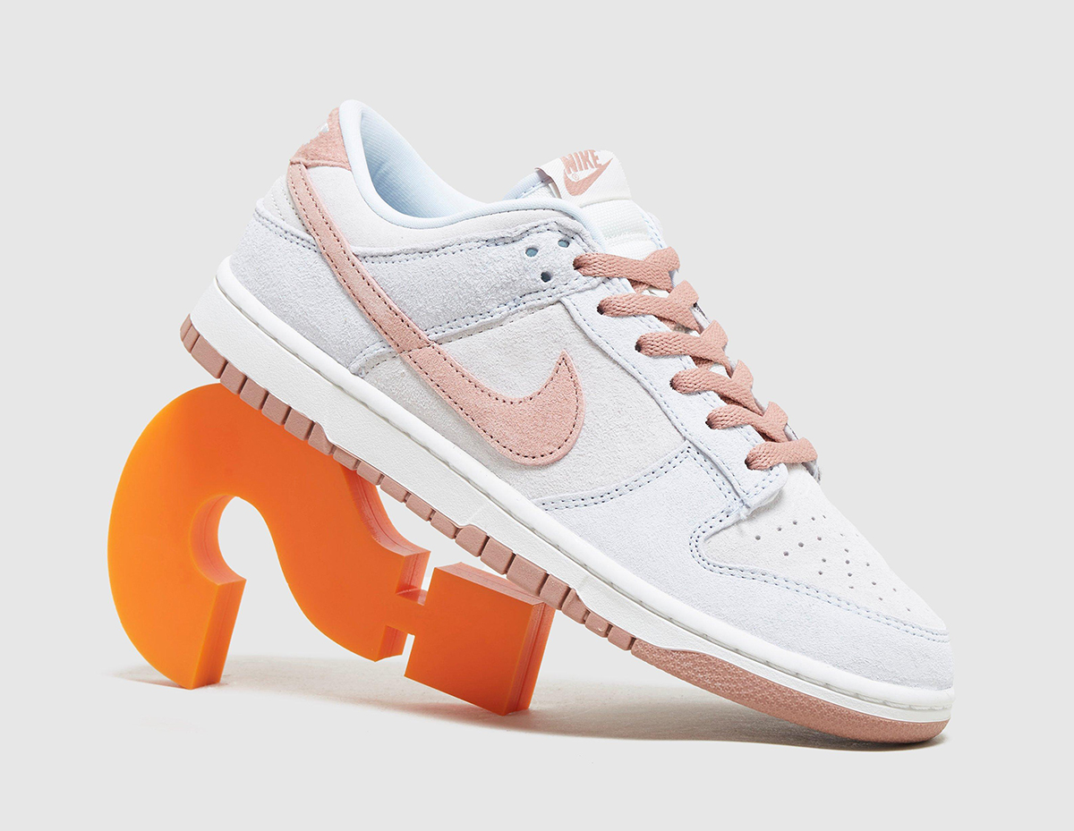 houseofheat's tweet photo. The Nike Dunk Low “Fossil Rose” arrives May 4th 🐚🌹

DETAILS: https://t.co/CTWEFcWiKs https://t.co/hqC62DU0pV