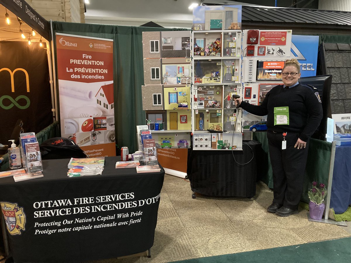 OttFirePrevent's tweet photo. Come visit the @OttFirePrevent booth at the #cottagelifeandbackyard show at the @EYCentre! We will be here all weekend showing off our new hazard ! thank you @FirehouseSubs #publiceducation #FireSafety #displaytable #ottfire https://t.co/feCY9nkttK