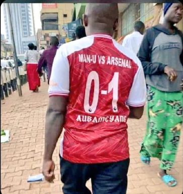 georgeramcrooz1's tweet image. Kinoni Rwampara representing
@912CroozeFM 
@LAKAPITANO #STAMINADADDY
@DeejayEmma_Cfm 
#TeamArsenal🏆🏆🏆