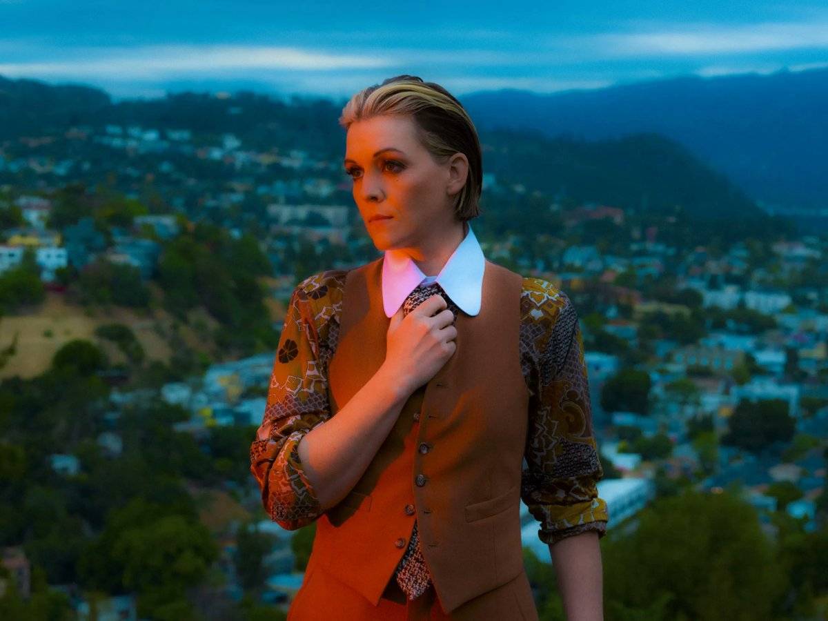 Musical detours by Kacey Musgraves and Brandi Carlile catch Alan Taffel’s attention. buff.ly/3vqjJOe