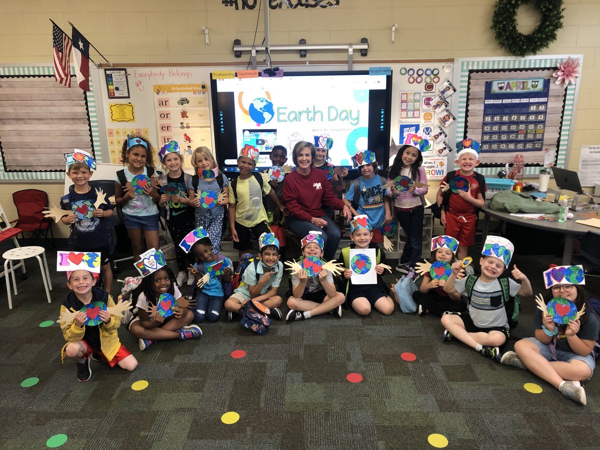 ⁦<a href="/BearCreekElem/">Bear Creek</a>⁩ #teambce HAPPY EARTH DAY!!!!🌳🌍🌎