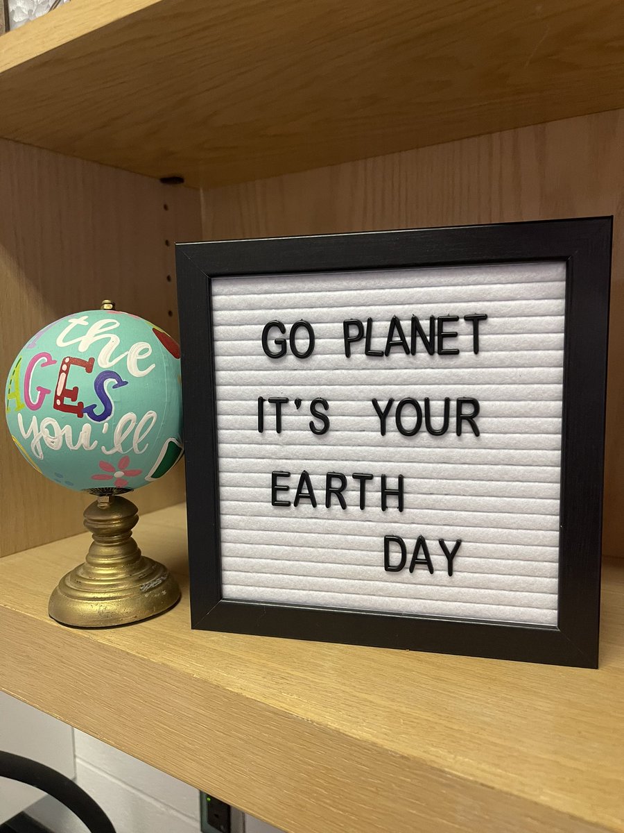 misskcoss's tweet photo. Happy Earth Day! 🌎 My 6th graders analyzed The Lorax and participated in walk around discussion. How did you celebrate with your students today? https://t.co/ebzb4DJR3T