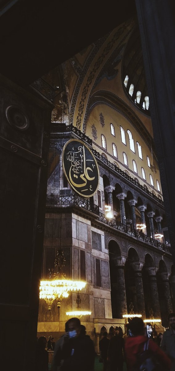 Ali yani,
124 bin peygamber yoldaşı.
Ali yani,
Allah'ın sırrı.
Ali yani,
Kabenin oğlu. 
Ali yani,
Mihrabın şehidi.🖤
-Selam olsun Kabe'de doğup, mihrapta şehit olana.-.🖤🥀