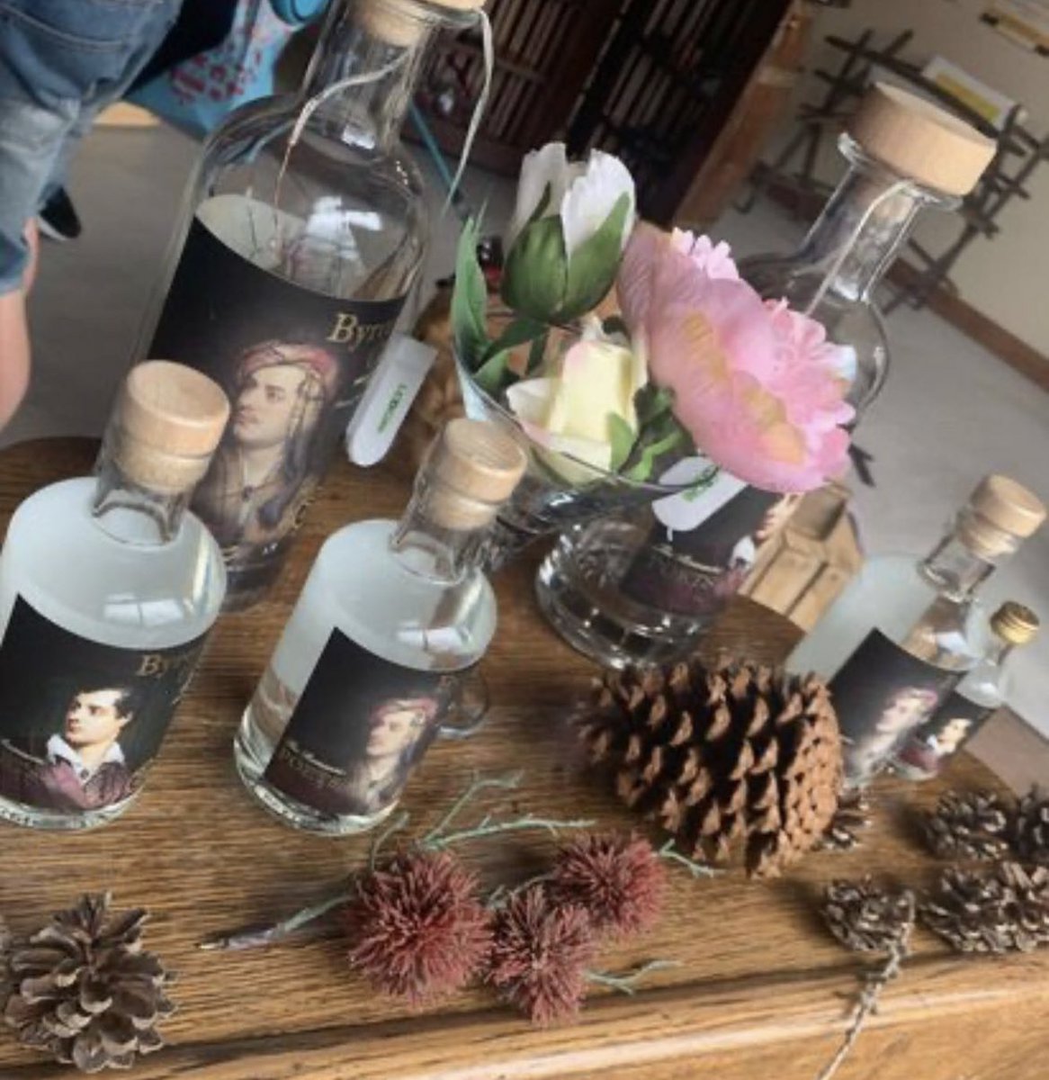 Our #ByronsGin selection available in store @thesnug_ in Aviemore. Tastings also available 🍸 #Gin #ScottishGin #SPEY #SpeysideDistillery