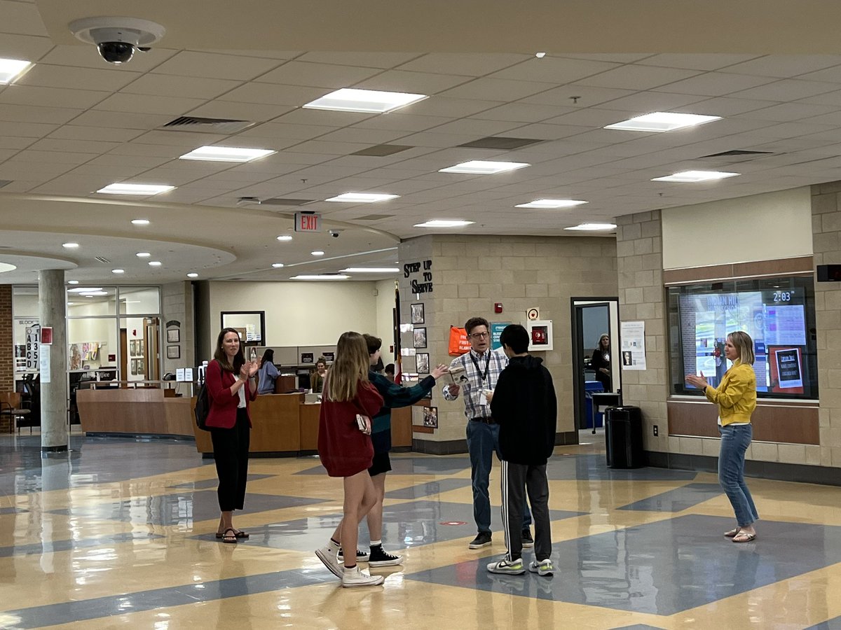 KFHS_East's tweet photo. So awesome to observe Mr. Wolter and his British accent rendition of Shakespeare for Mr. Daniel’s students’ goose chase! #IHPromise @adamwolter @MisterBDaniel https://t.co/GE0tiUe7TF