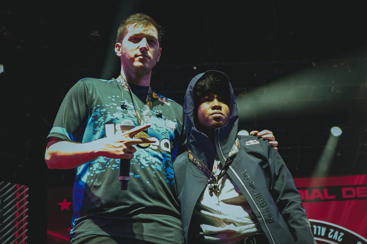 #GodLevelAllStars ⭐️  ¡CAMPEONES MUNDIALES! Después de 4 fechas con un gran desempeño, Chuty 🇪🇸 - Marithea 🇨🇴 se llevan el título mundial 🏆🌎

🥈 Skone 🇪🇸 - Nekroos 🇵🇪 se quedan con el 2do puesto.
🥉 Papo 🇦🇷 - Jaze 🇵🇪 logran el 3er lugar.

📸 (🔙 3era fecha): <a href="/NehuenSilva7/">Nehuén</a>