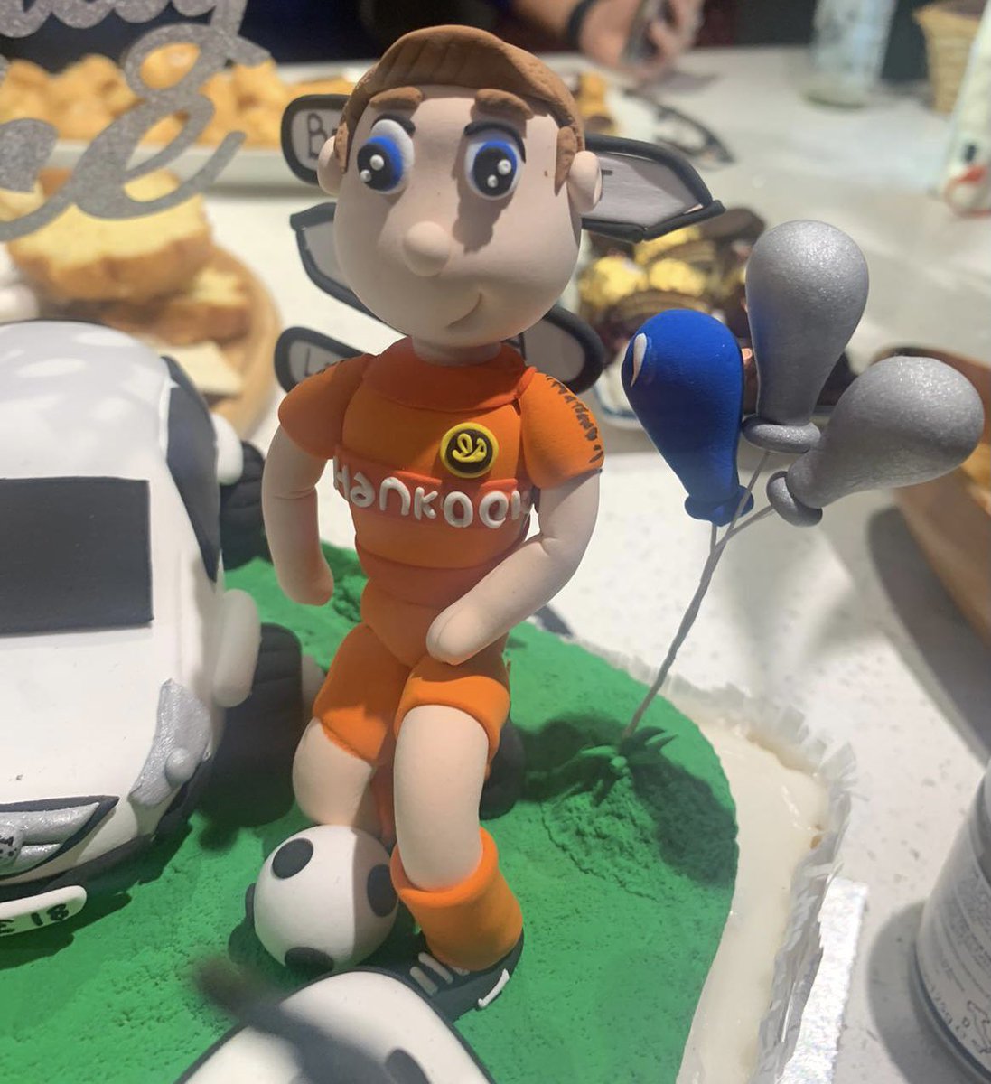 Cake topper for an 18th Birthday Party today! #Happy18th 🎉