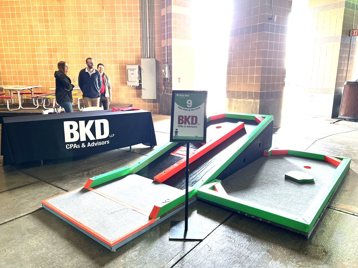 Ready to go at <a href="/FirstTeeCIA/">FirstTeeCentralIowa</a> Putt-Putt at the Park. #BKD