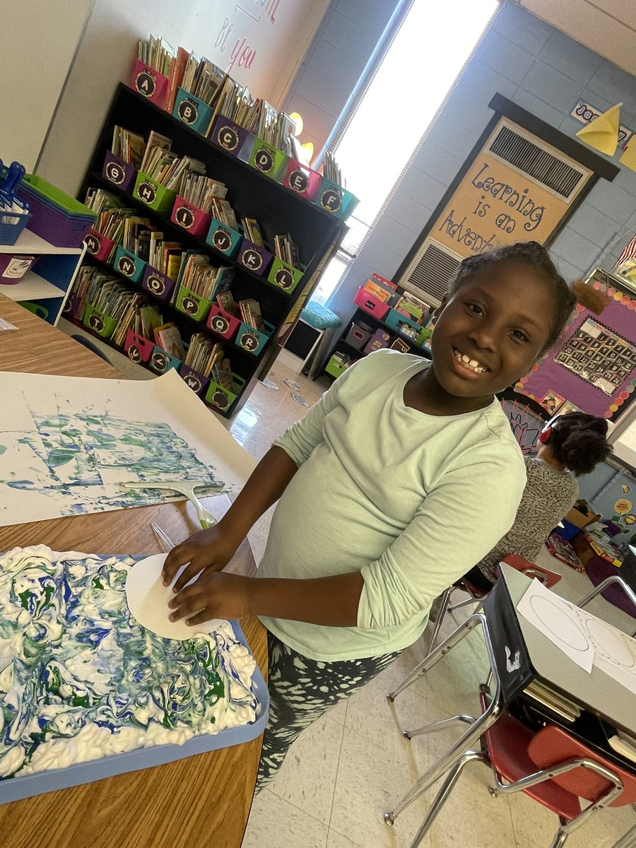 Earth Day art and writing. ✅ Everyone had such a great time learning about keeping our planet clean and litter free! A little shaving cream art is always fun! #2ndgrade #EarthDay <a href="/GWTPrimary/">G.W. Trenholm</a> <a href="/TuscumbiaCitySc/">Tuscumbia City Schools</a>