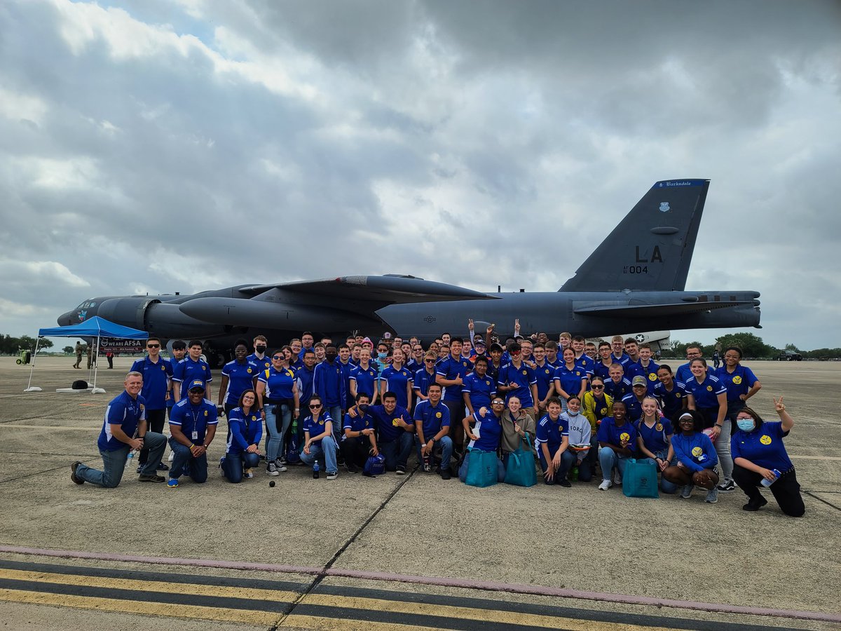 TX82ndAFJROTC tweet media