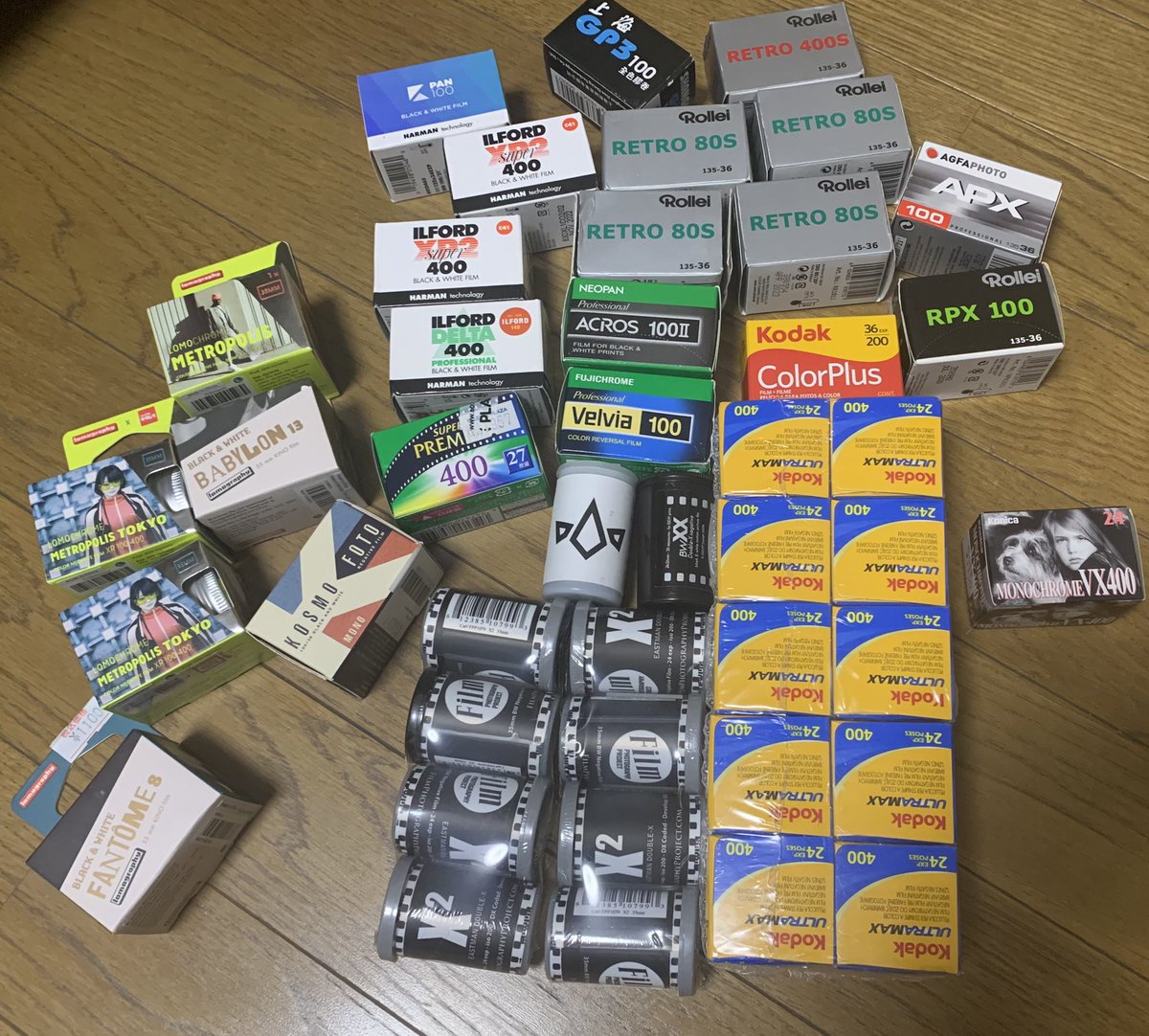 alcohol_cam's tweet photo. Film達…
#fujifilm
#kodac
#rollei
#agfa
#ilford
#omography
#cinestill
#eastmankodac
#kentmere
#shanghaijiancheng
#northernfilmlab
#kosmofoto
#konica https://t.co/PQbKqlouQq