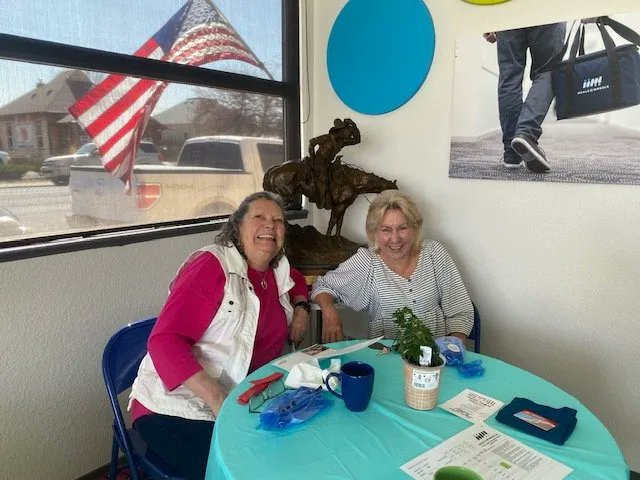 LovelandMeals's tweet photo. We had an awesome time celebrating all of our wonderful volunteers this week!
You can read all about this week's festivities and fun in our latest blog:
https://t.co/45ej2GsPvC
#MealsOnWheels #MOWLB #TogetherWeDeliver #MoreThanAMeal #volunteering #volunteers #bettertogether https://t.co/WkrT7UnAo1