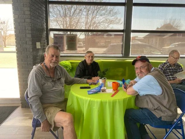 LovelandMeals's tweet photo. We had an awesome time celebrating all of our wonderful volunteers this week!
You can read all about this week's festivities and fun in our latest blog:
https://t.co/45ej2GsPvC
#MealsOnWheels #MOWLB #TogetherWeDeliver #MoreThanAMeal #volunteering #volunteers #bettertogether https://t.co/WkrT7UnAo1