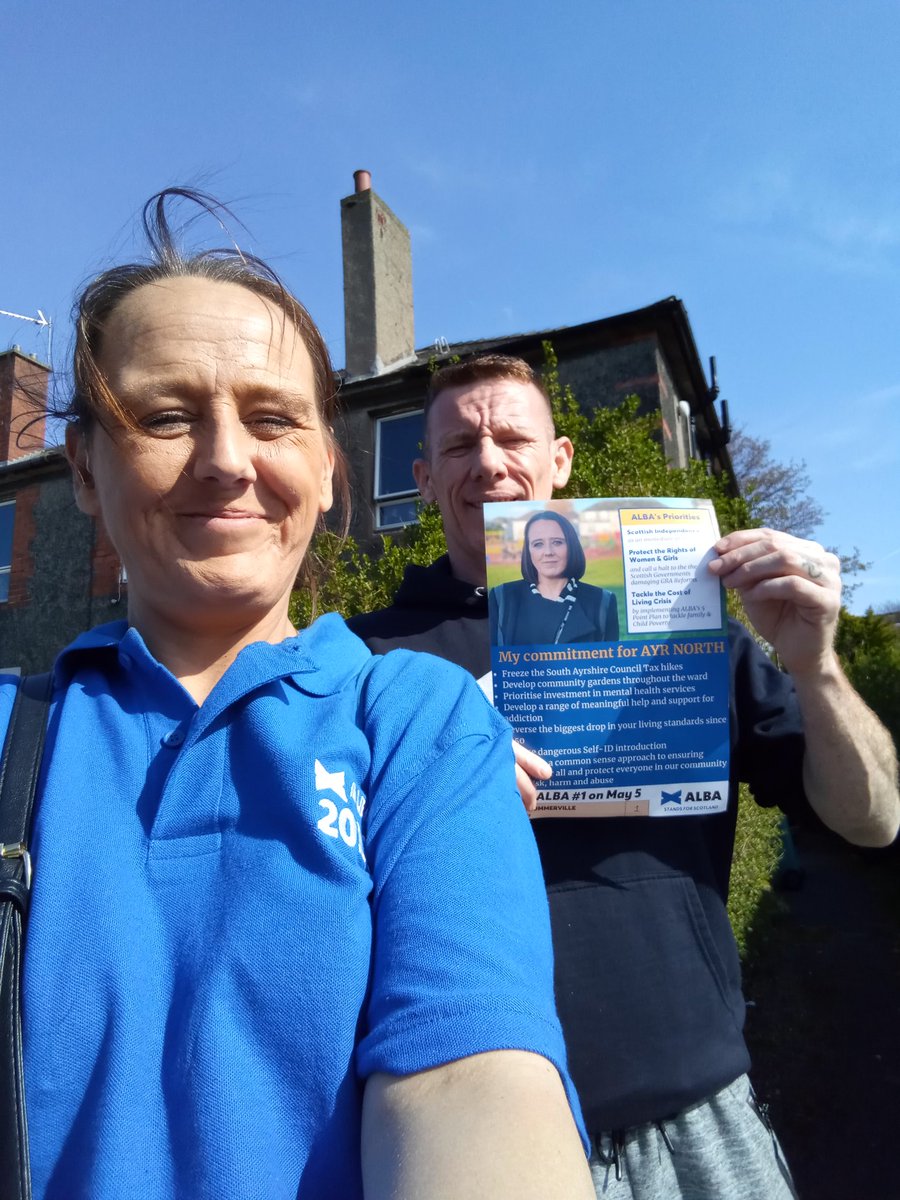 IndyDenise26's tweet photo. Out in #ayrnorth delivering my window posters
With electionsin just 13 days I'm asking the people of Ayr North to vote #sommerville1 for a strong voice for our community's
#albastandsforscotland #localcouncil #LocalIssues #locallass #albaparty #Ayrshire https://t.co/E9Xmy2RtXj