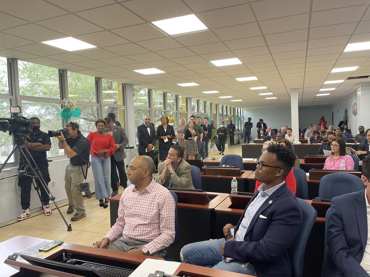 Margaret Brisbane tweet media