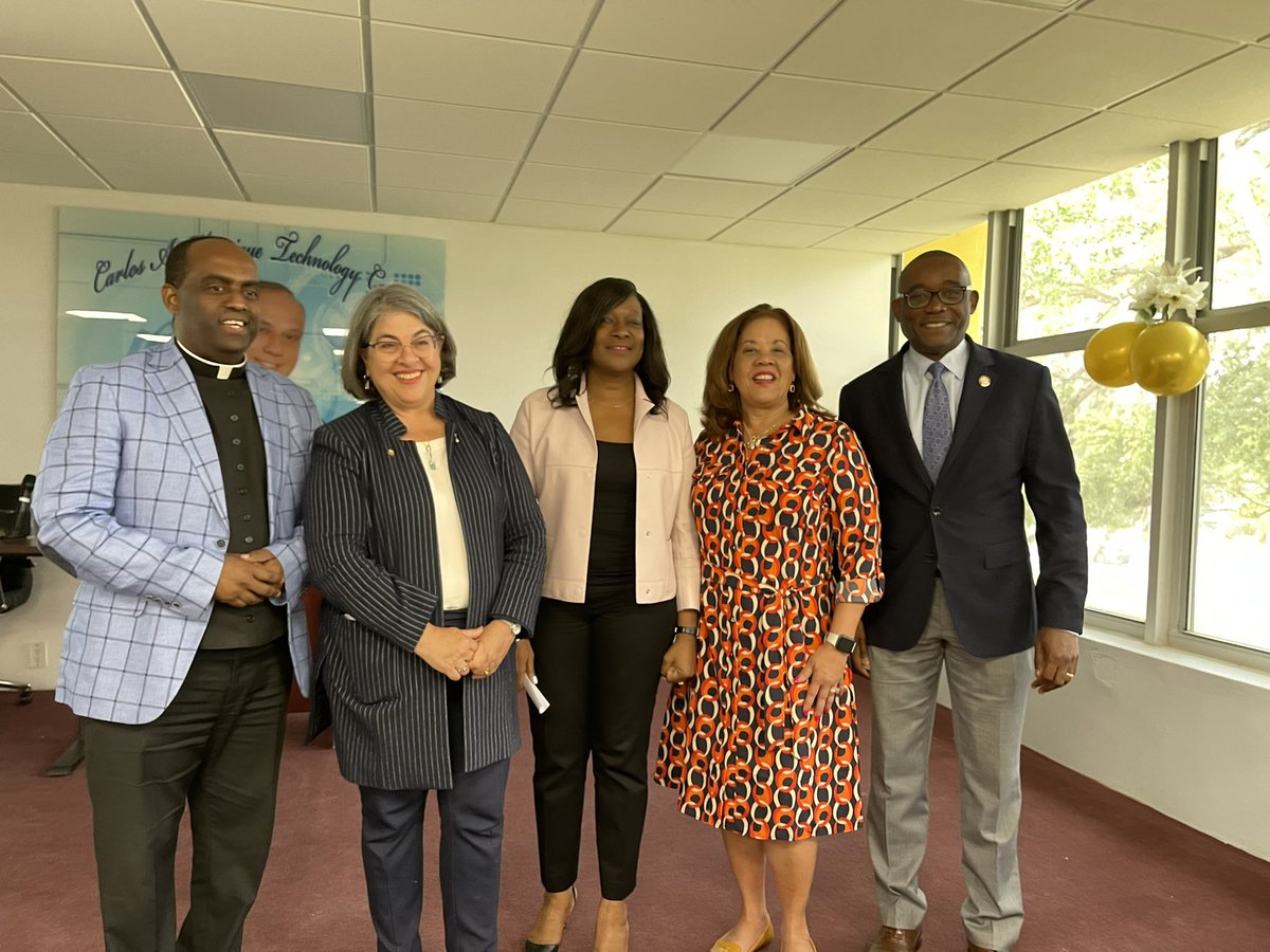 Margaret Brisbane tweet media