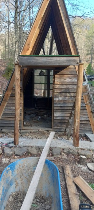 Got a balcony now https://t.co/YXhnEJTfWW