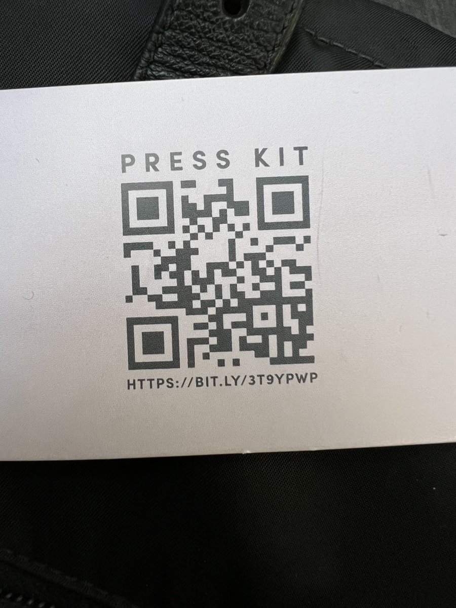 IsabelleGrosse's tweet image. Francis Alys for Belgium Best Pavilion for me in Venice ⁦@la_Biennale⁩