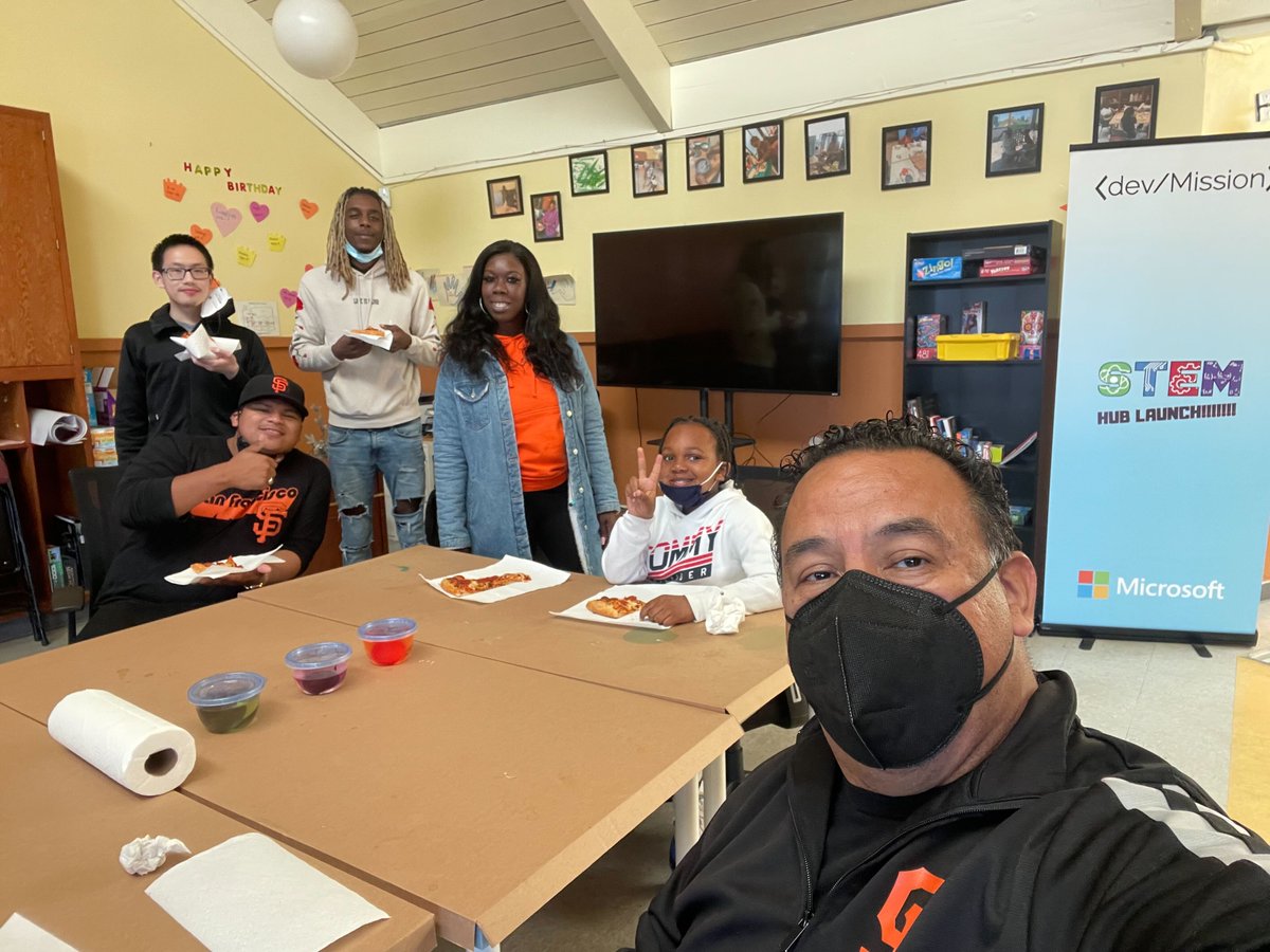 devmissionorg's tweet photo. Our CEO Leonardo Sosa hanging out 1030 STEAM Hub for today!
.
.
.
.
#steam #hub #steamhub #youth #youthdevelopment #diversity #steam #nextgenerationoftech #stemexposure #youbelonghere #creativesideofstem #stemexposure https://t.co/bzTlXA5nXL