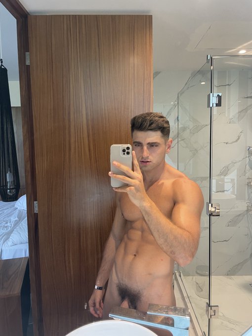 You like my new haircut? https://t.co/C5qyLfs8zs