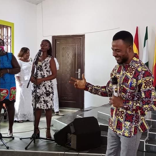 His Banner is over me is LOVE