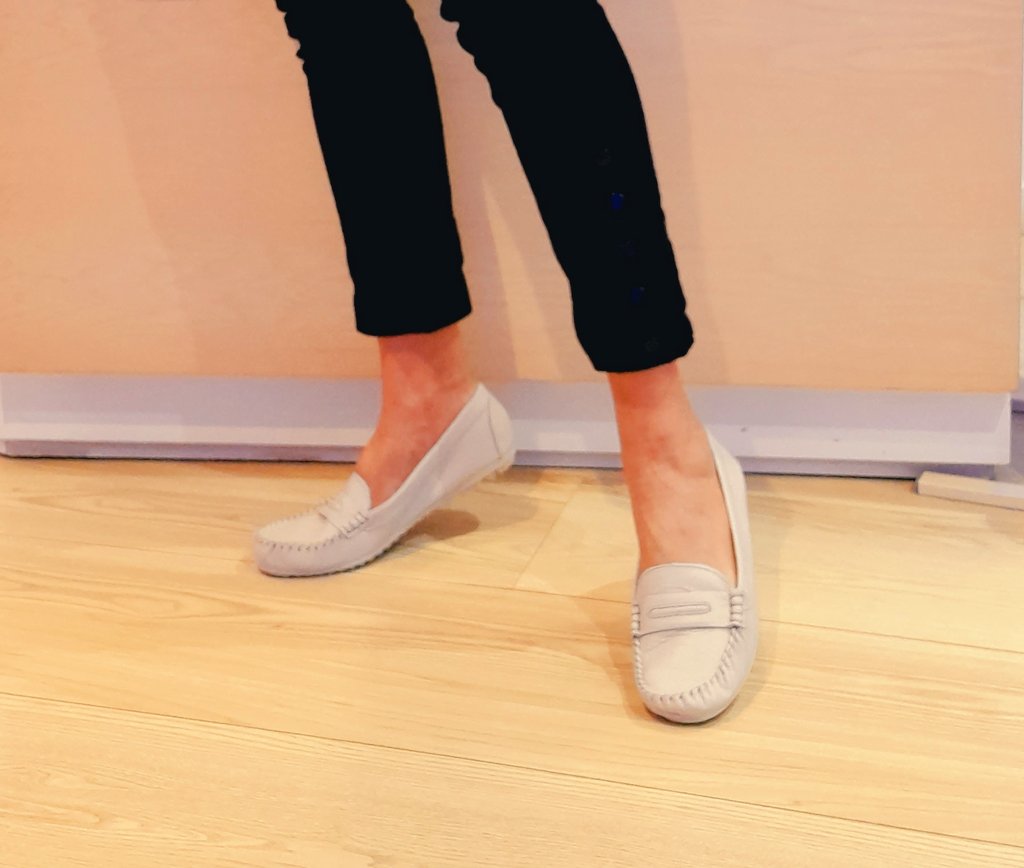 C/Villarroel,231
calzadosaludable.com 
#mocasin #náutico #zapato #deportivo #sandalia #Villarroel231 #calzadosaludable