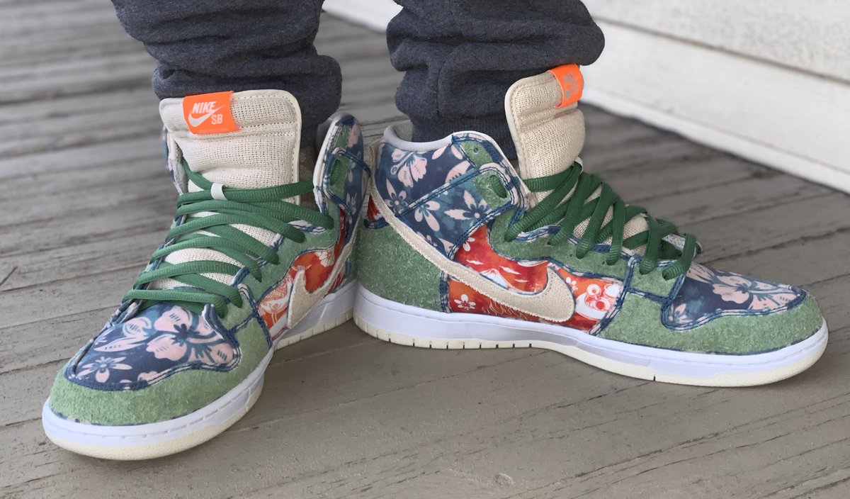 BigDmilz's tweet photo. Happy Wednesday! Nike SB Dunk Hi “Hawaii” on feet for today. #KOTD #QuarantineDripCheck #kickcheck #snkrsliveheatingup https://t.co/KYhxuJa0b5